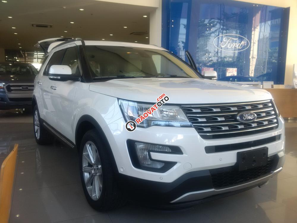 Bán Ford Explorer 2017 nhập Mỹ 100% giá 2 tỷ 180 triệu, tặng bộ phụ kiện cao cấp, giao xe ngay-1