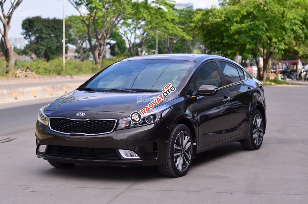 Bán Kia Cerato 1.6 AT 2017, màu nâu Titanium-1