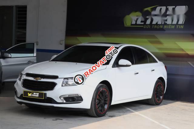 Bán xe Chevrolet Cruze LTZ 1.8AT đời 2015, màu trắng, 516tr-0