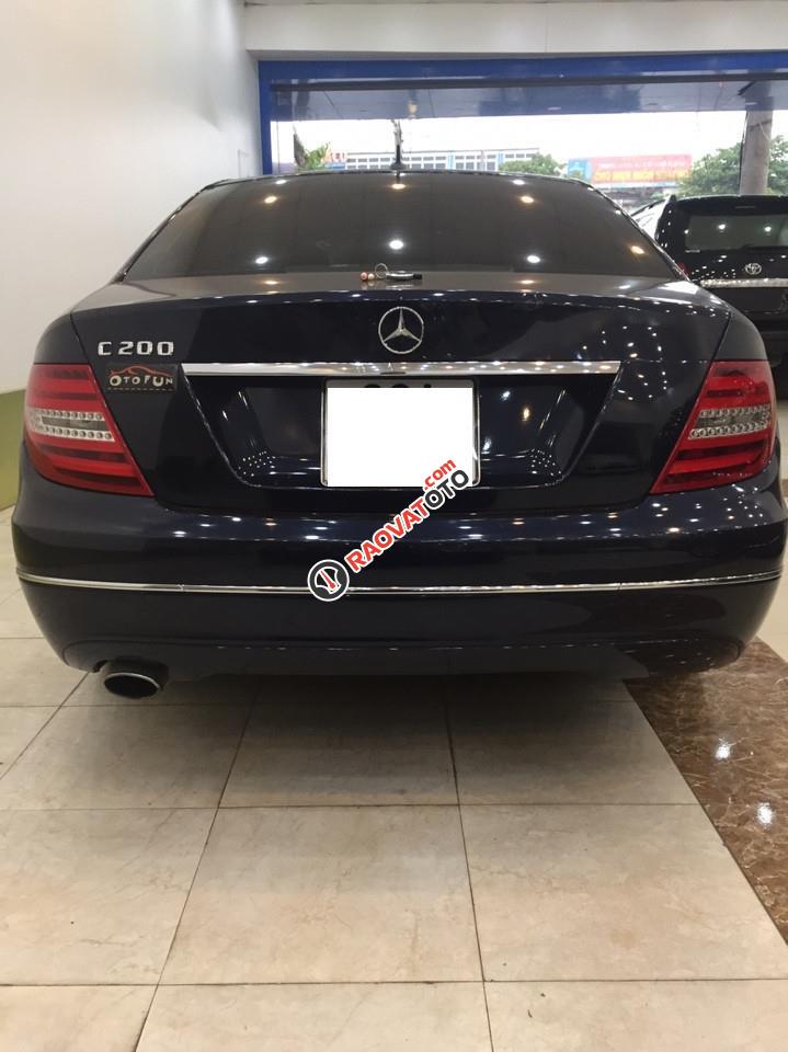 Cần bán Mercedes C200 đời 2012, giá tốt-11