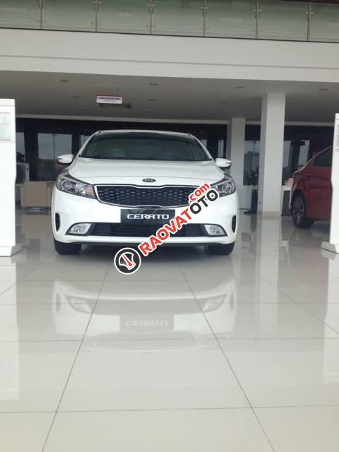 Cần bán Kia Cerato 2.0 đời xe 2017 giá rẻ-3