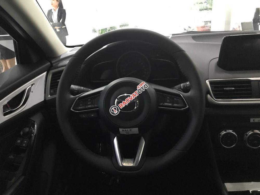 Bán Mazda 3 1.5 2018 chỉ từ 659tr. Lh ngay hotline: 0938 807 207-0