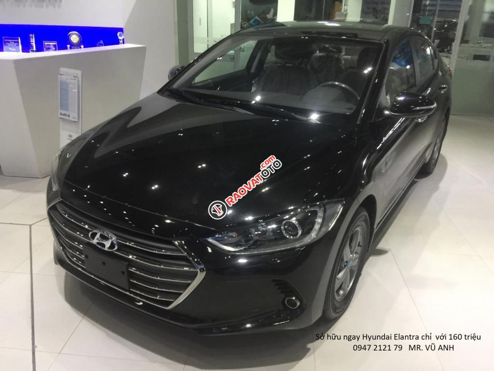 Xe Hyundai Elantra model 2018 màu đen - Đà nẵng, giảm giá 80 triệu, chỉ còn 549 triệu, Lh: 0941 295 79-2