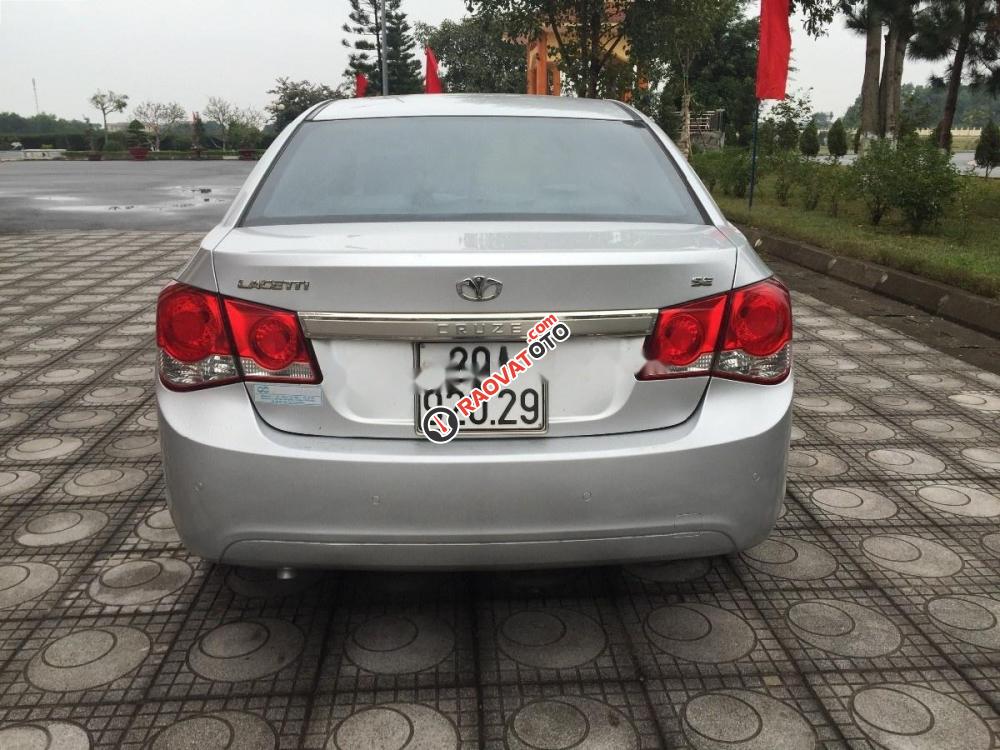 Cần bán xe Daewoo Lacetti SE đời 2010, màu bạc, xe nhập, 298tr-1