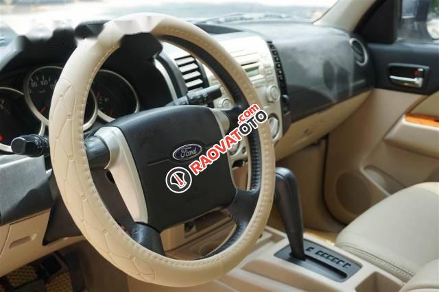 Cần bán gấp Ford Everest 2.5AT đời 2011 số tự động-2