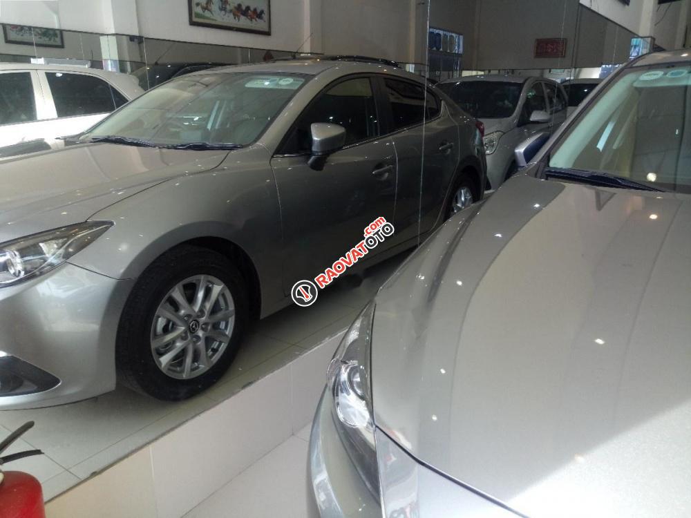 Cần bán lại xe Mazda 3 đời 2015, màu bạc như mới-3