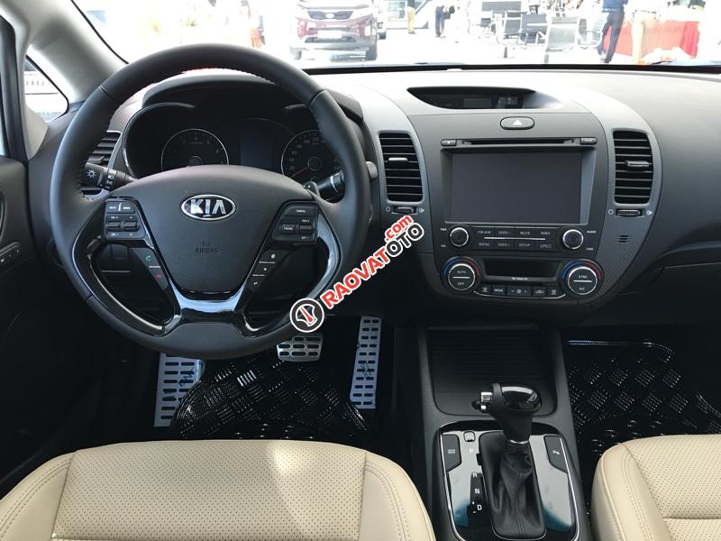 Bán xe Kia Cerato 1.6 AT số tự động tại Kia Nguyễn Văn Trỗi, giá tốt nhất Tp. HCM-3