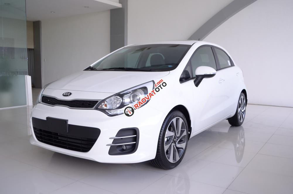 Bán Kia Rio MT năm 2016, màu trắng, giá tốt-1