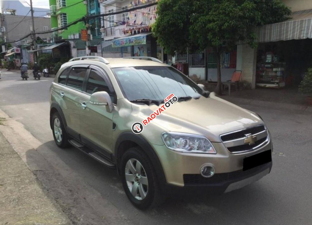 Cần bán xe Chevrolet Captiva LT 2.4 MT 2009, màu vàng-3