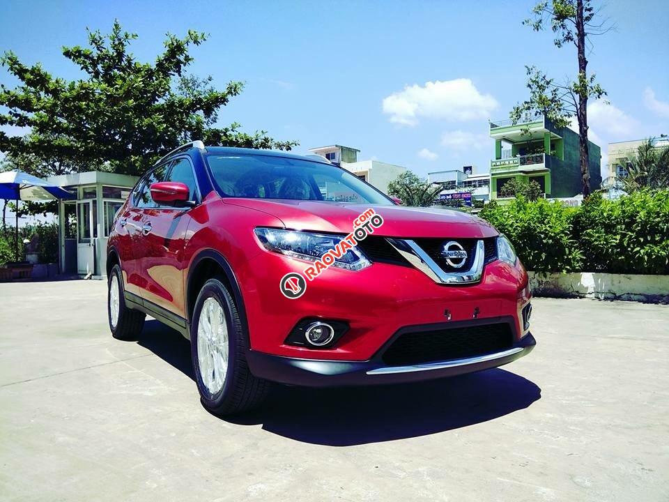 Bán ô tô Nissan X trail phiên bản 2 màu đỏ đen, mới nhất, giá chỉ từ 840 triệu, liên hệ: 0915 049 461-0