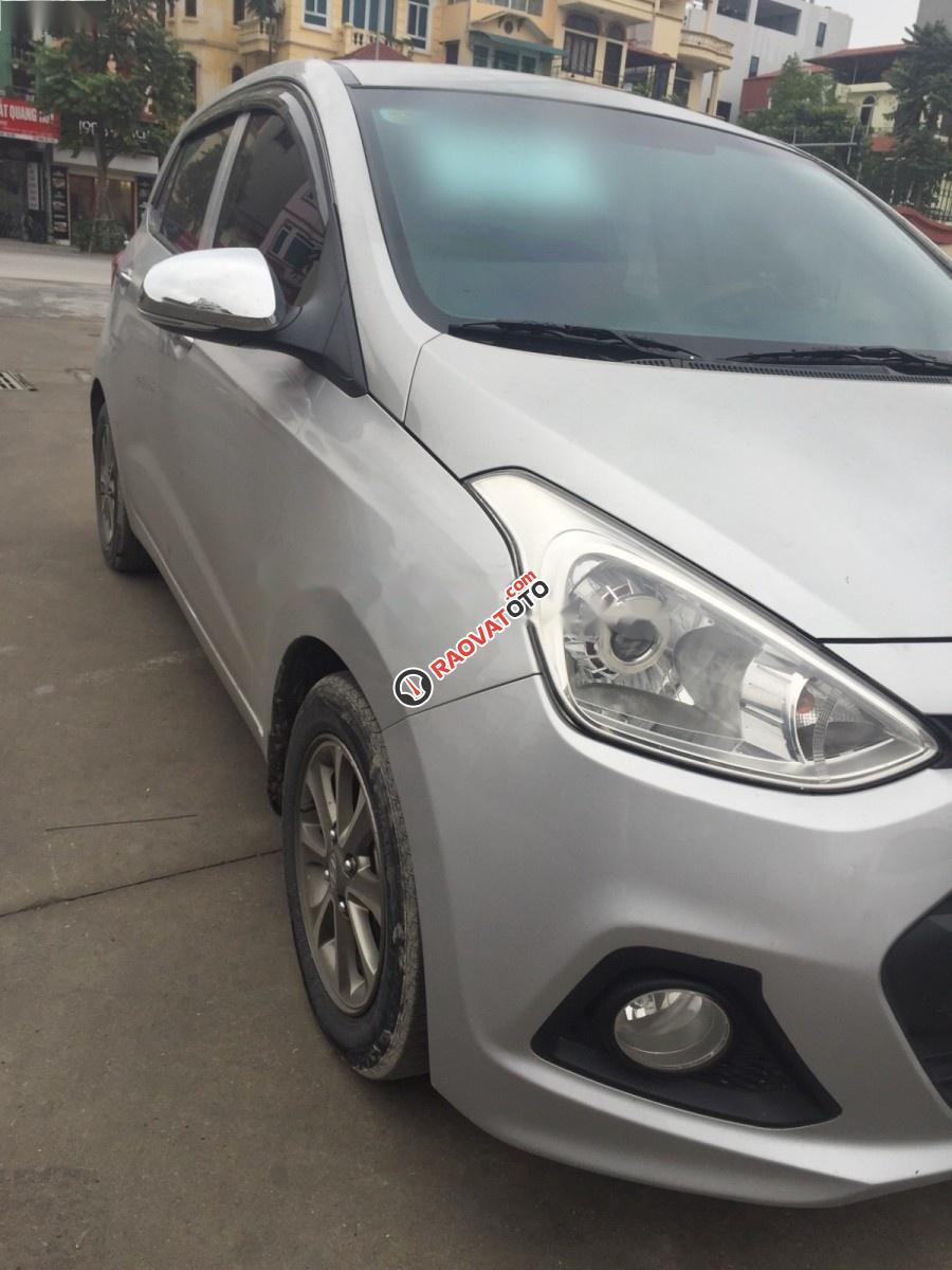 Bán ô tô Hyundai Grand i10 1.0 MT đời 2015, màu bạc, nhập khẩu nguyên chiếc, 315 triệu-1