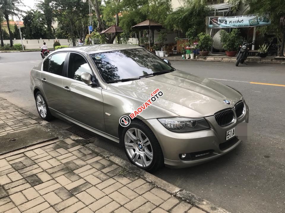 Cần bán xe BMW 3 Series 320i đời 2010, xe nhập-10