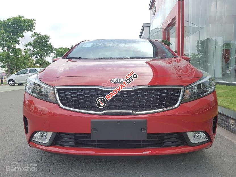 Kia Cerato 1.6 số sàn 2017 mới 100%, hỗ trợ vay 80% - chỉ cần 170tr là có xe giao ngay, LH Bảo 0938 990 764-0