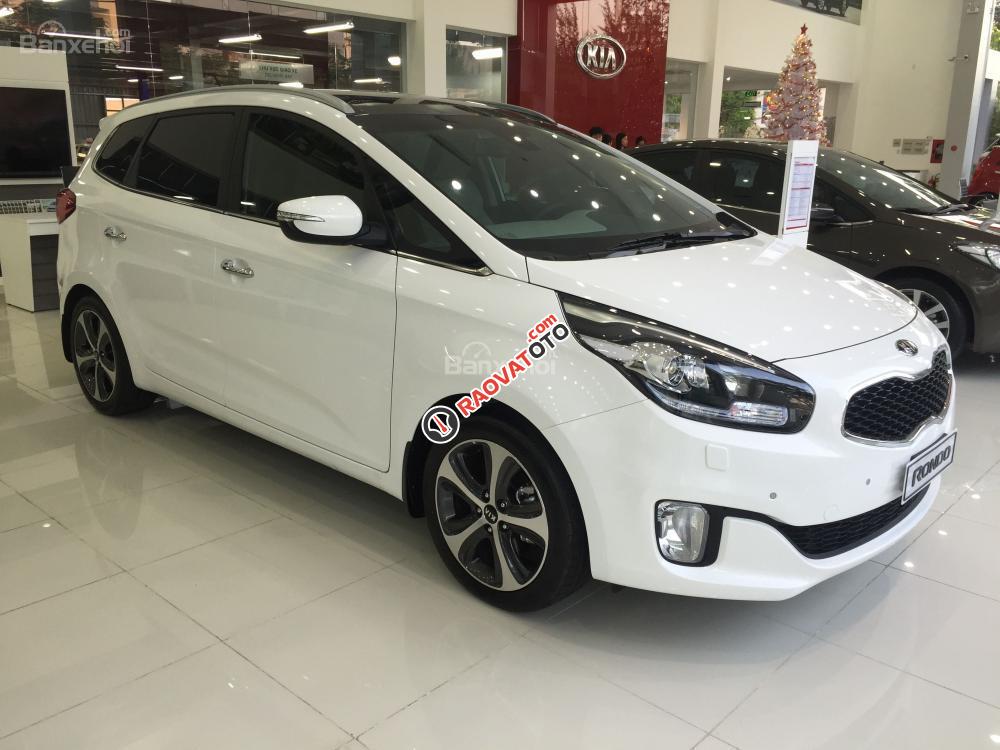 Kia Gò Vấp - Kia Rondo 2017 - Xe 7 chỗ - Option tiểu chuẩn - Hỗ trợ vay trả góp 80%-1