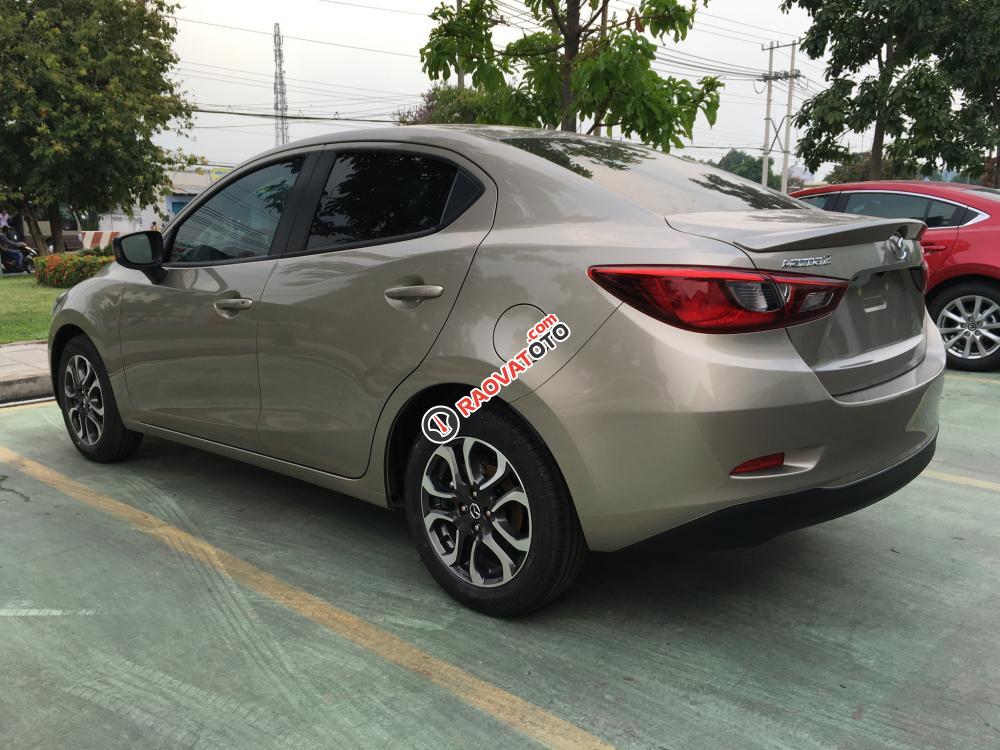 Mazda 2 1.5L Sedan CN Bình Tân, nhiều quà tặng ưu đãi cho khách hàng-4