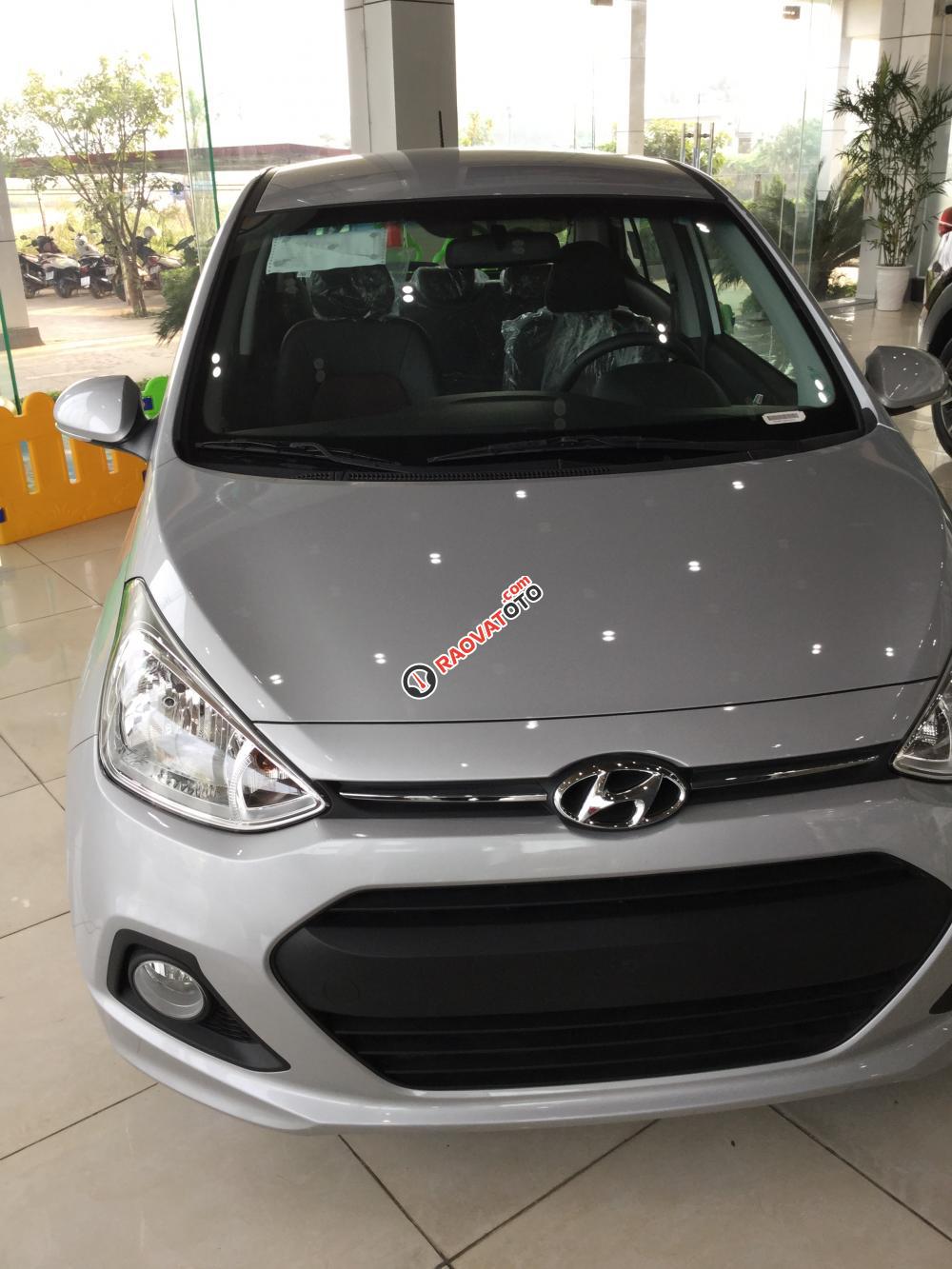 Cần bán Hyundai Grand i10 1.0 năm 2017, màu bạc, nhập khẩu chính hãng, giao xe-0