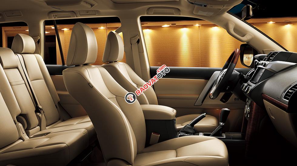 Cần bán Toyota Land Cruiser Prado model 2018, màu đen, nhập khẩu-1