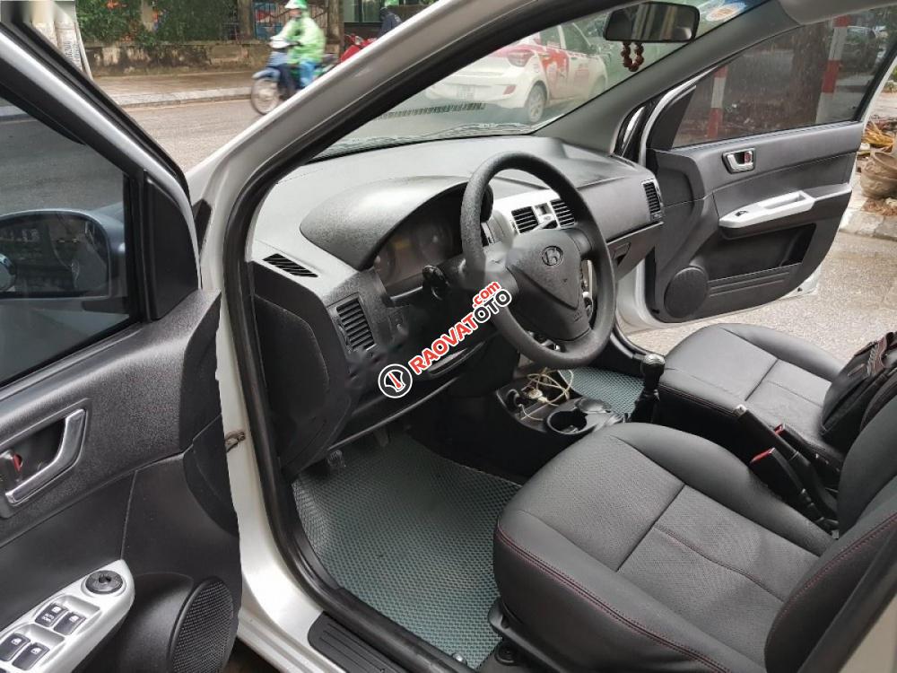 Cần bán xe Hyundai Getz 1.1MT đời 2010, màu bạc, nhập khẩu nguyên chiếc xe gia đình giá cạnh tranh-6