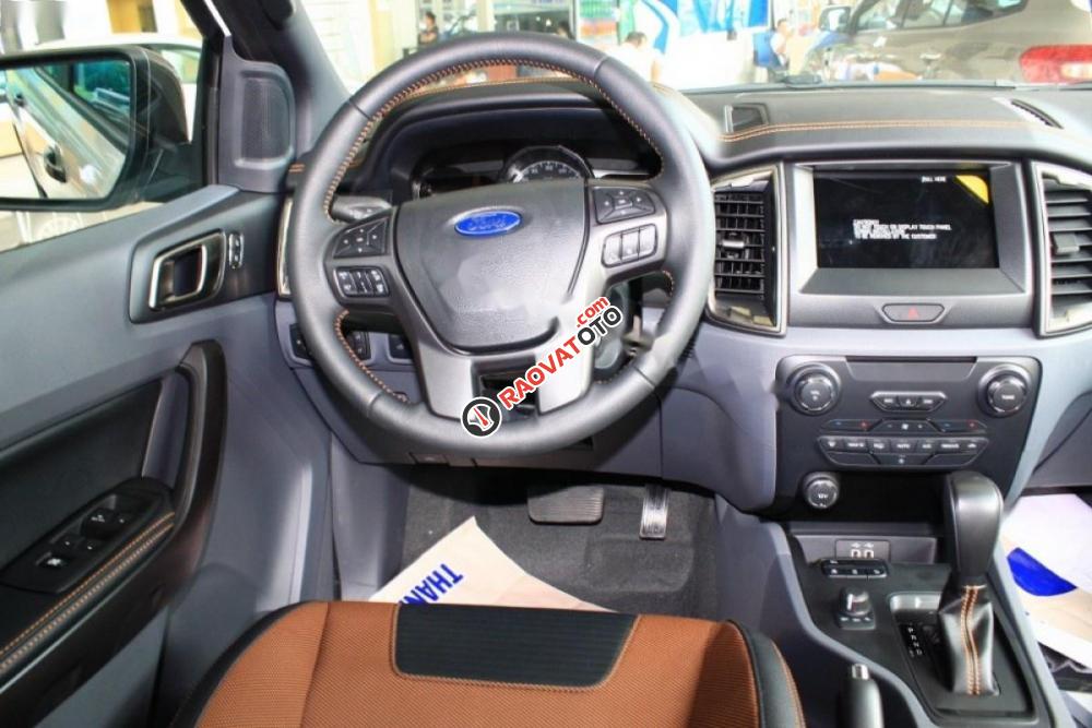 Bán Ford Ranger Wildtrak 3.2L 4x4 AT đời 2017, màu trắng-6