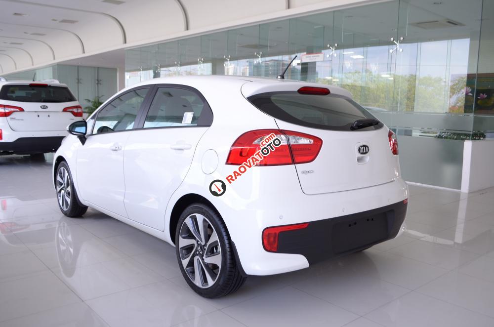 Bán Kia Rio MT năm 2016, màu trắng, giá tốt-4