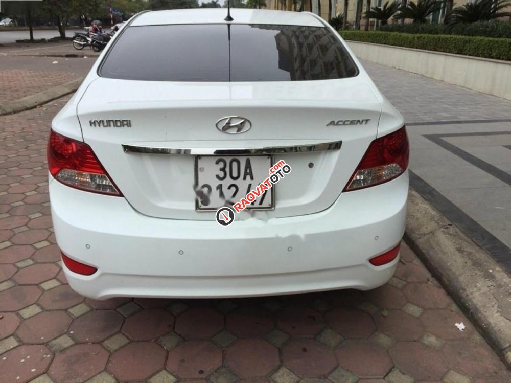 Cần bán xe Hyundai Accent 1.4 năm 2012, màu trắng, nhập khẩu số sàn-6