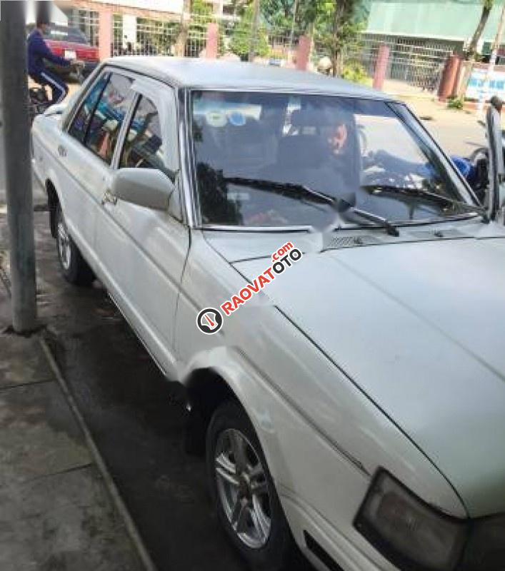 Bán Nissan Bluebird 1.6 sản xuất 1990, màu trắng, xe nhập, 28tr-1