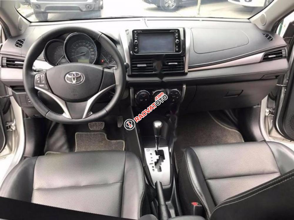 Cần bán Toyota Vios 1.5G đời 2014, màu bạc-8