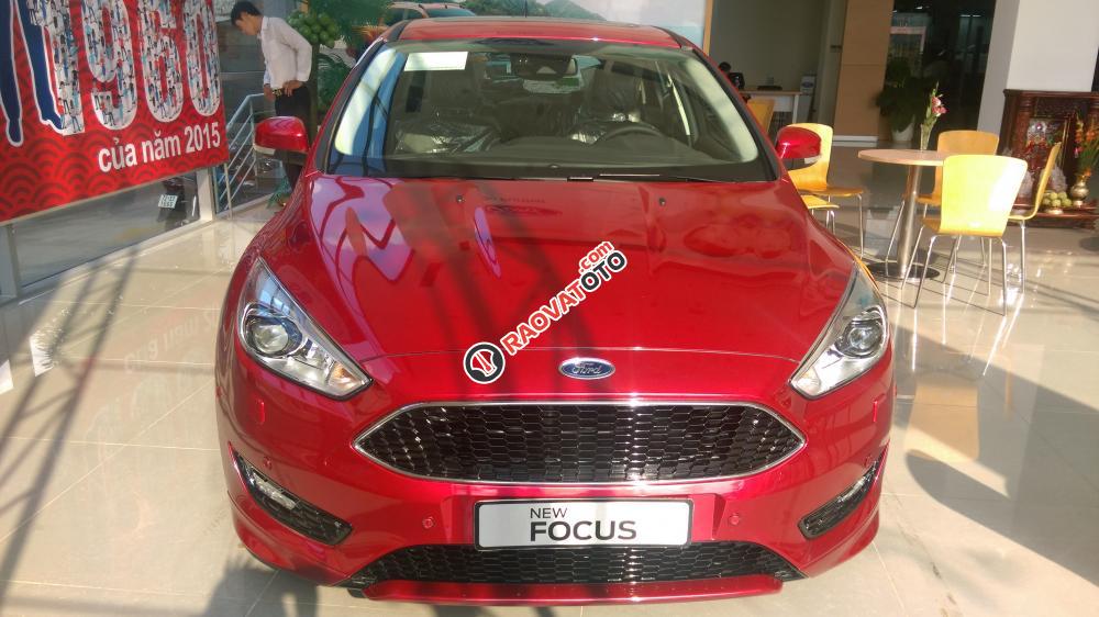 Ford Focus 2017, giao xe ngay-0