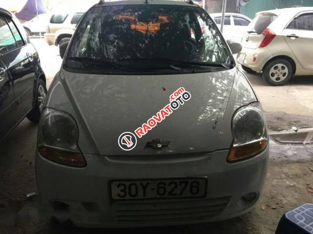 Bán Chevrolet Spark đời 2010, màu trắng số sàn-0