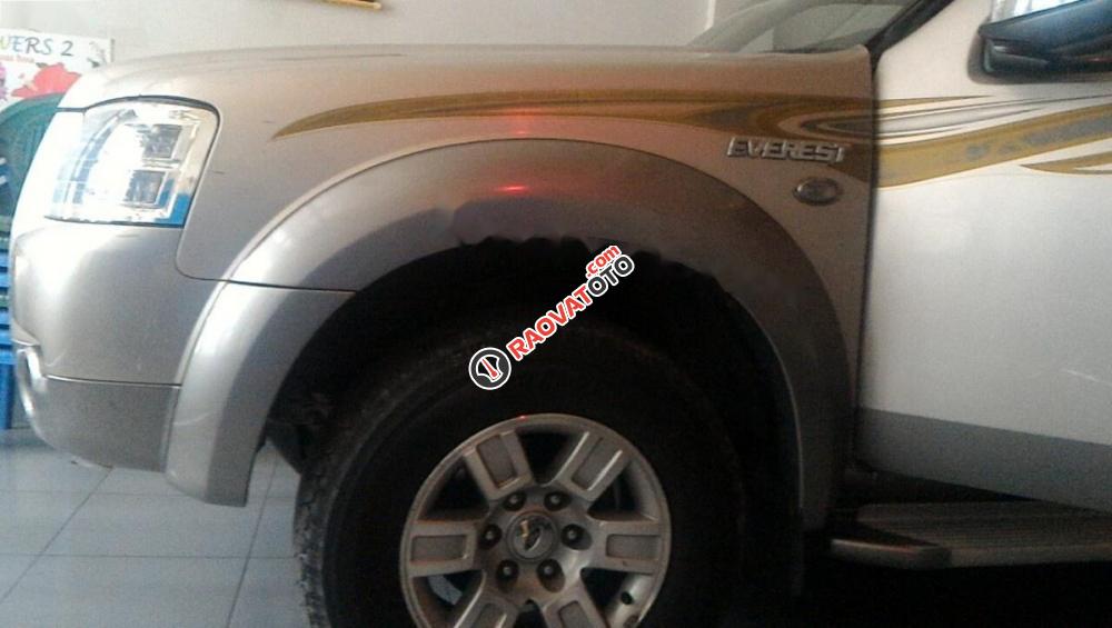 Cần bán xe Ford Everest 2.5L 4x2 MT đời 2008-3