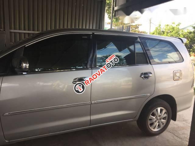 Bán Toyota Innova G đời 2010, màu bạc, 475tr-1