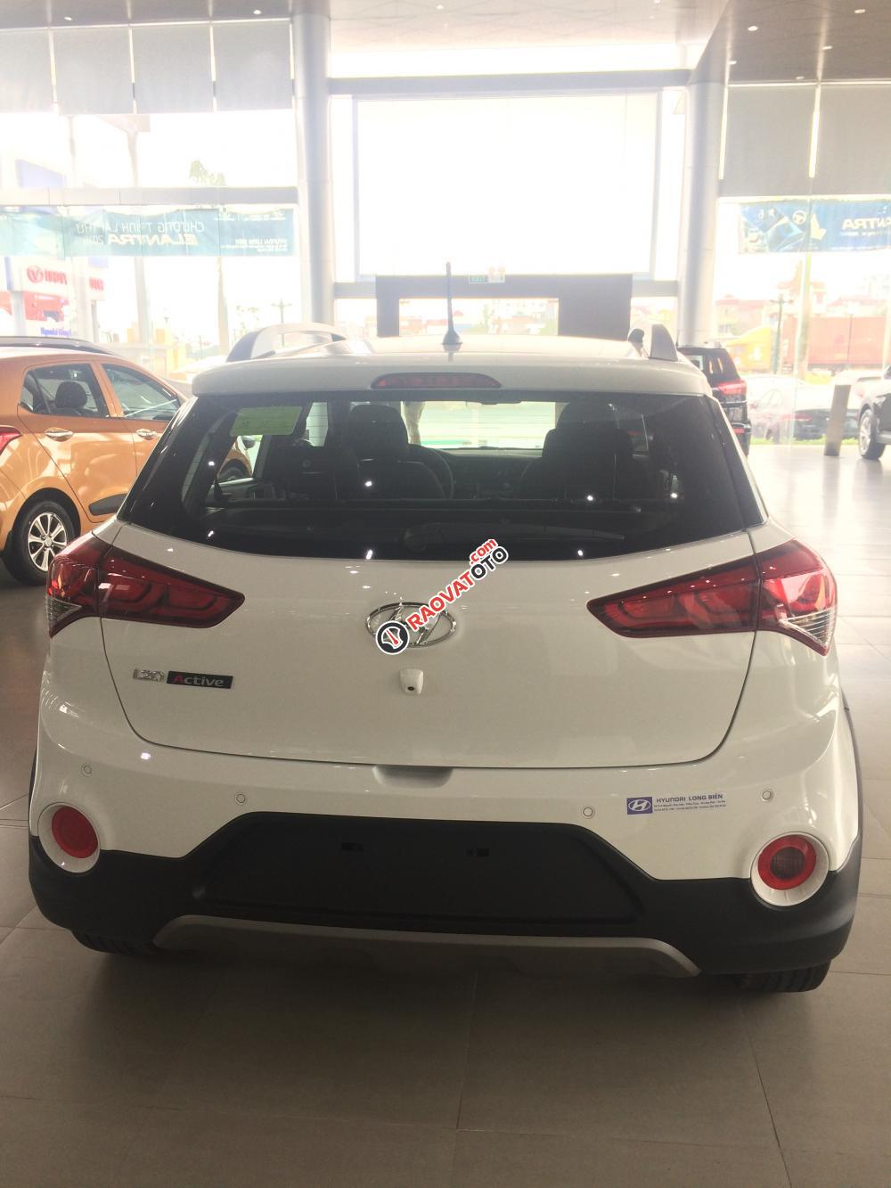 Bán Hyundai i20 Active sản xuất 2017 giá tốt LH: 0947647688-2