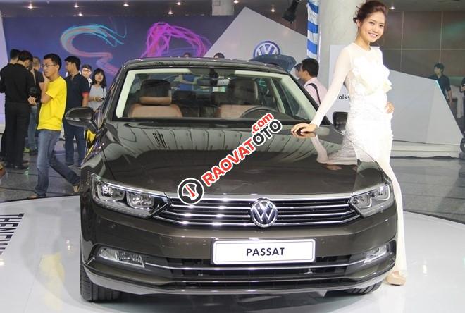 Đánh giá xe Volkswagen Passat GP, màu nâu, nhập khẩu Đức, tặng BHVC+ 3M. LH Hương: 0902.608.293-13