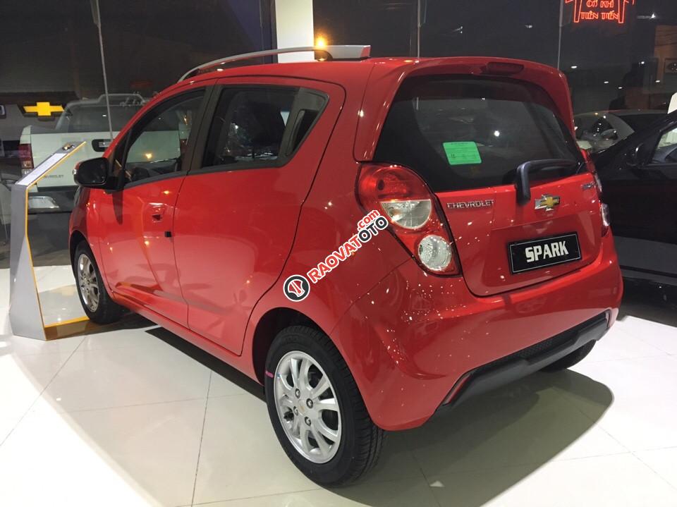 Chevrolet Spark 1.2 LT, nhỏ gọn, thích hợp kinh doanh, gia đình, hỗ trợ vay 95%-2