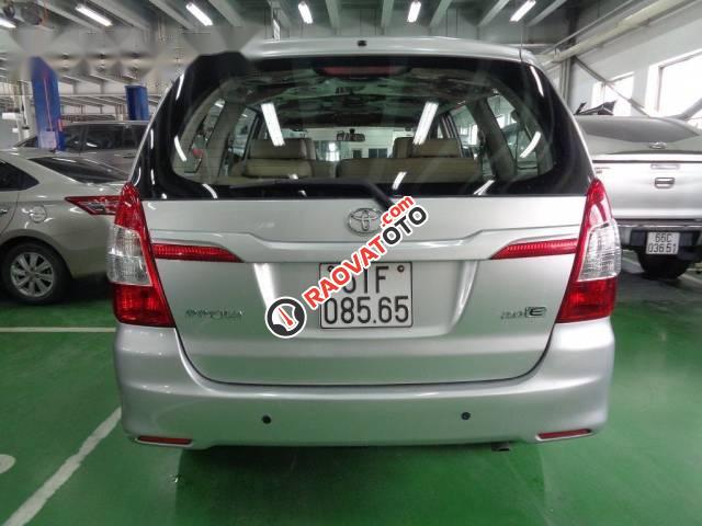 Cần bán xe Toyota Innova E đời 2014 số sàn-1