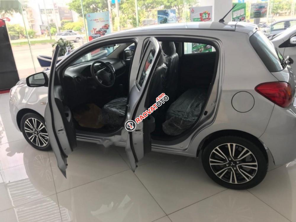 Cần bán Mitsubishi Mirage 1.2MT đời 2017, màu bạc, xe nhập, giá chỉ 370 triệu-3