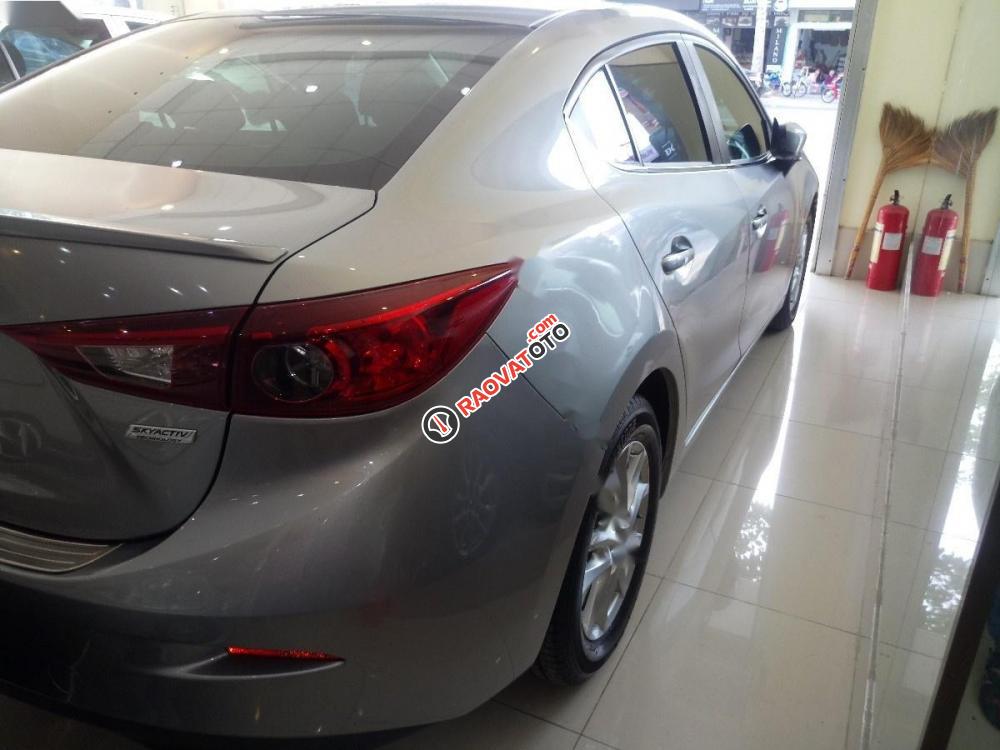 Cần bán lại xe Mazda 3 đời 2015, màu bạc như mới-8