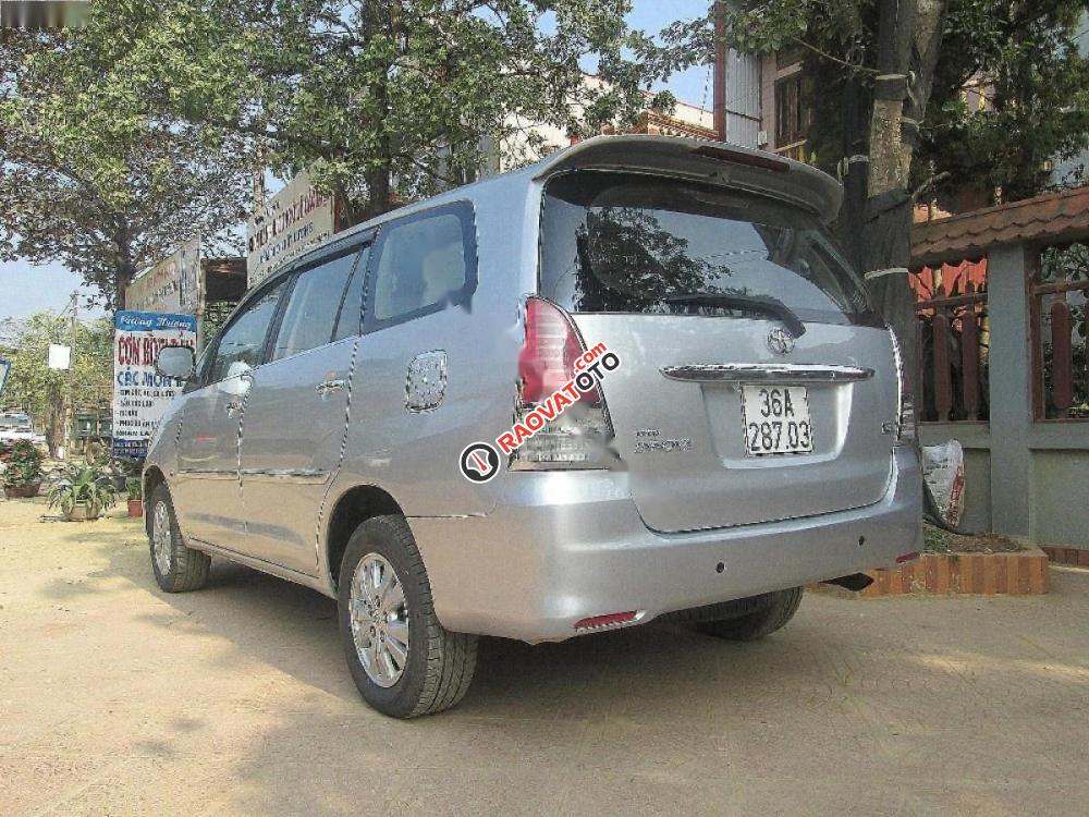 Bán ô tô Toyota Innova G đời 2010, màu bạc như mới giá cạnh tranh-8