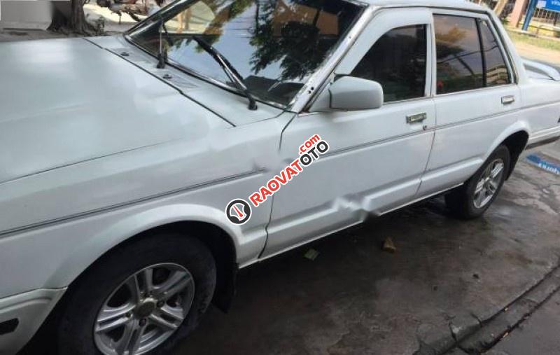 Bán Nissan Bluebird 1.6 sản xuất 1990, màu trắng, xe nhập, 28tr-5