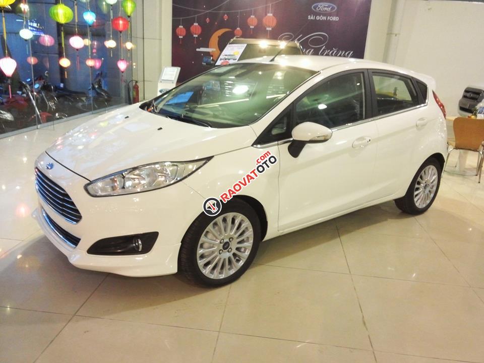 Ford Fiesta 1.0AT giảm 150Tr tiền mặt, giao xe toàn quốc-1