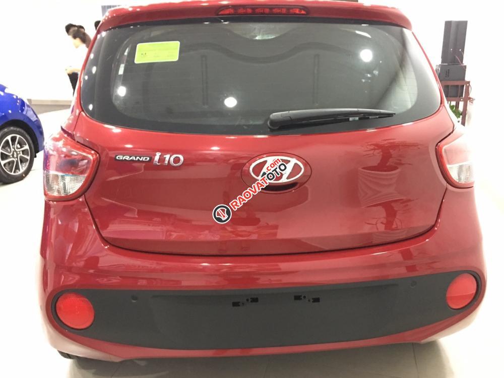 Hyundai i10 1.0 MT Base đời 2017, màu đỏ. Ưu đãi lên đến 15 triệu, hỗ trợ trả góp. LH Hương: 0902.608.293-15