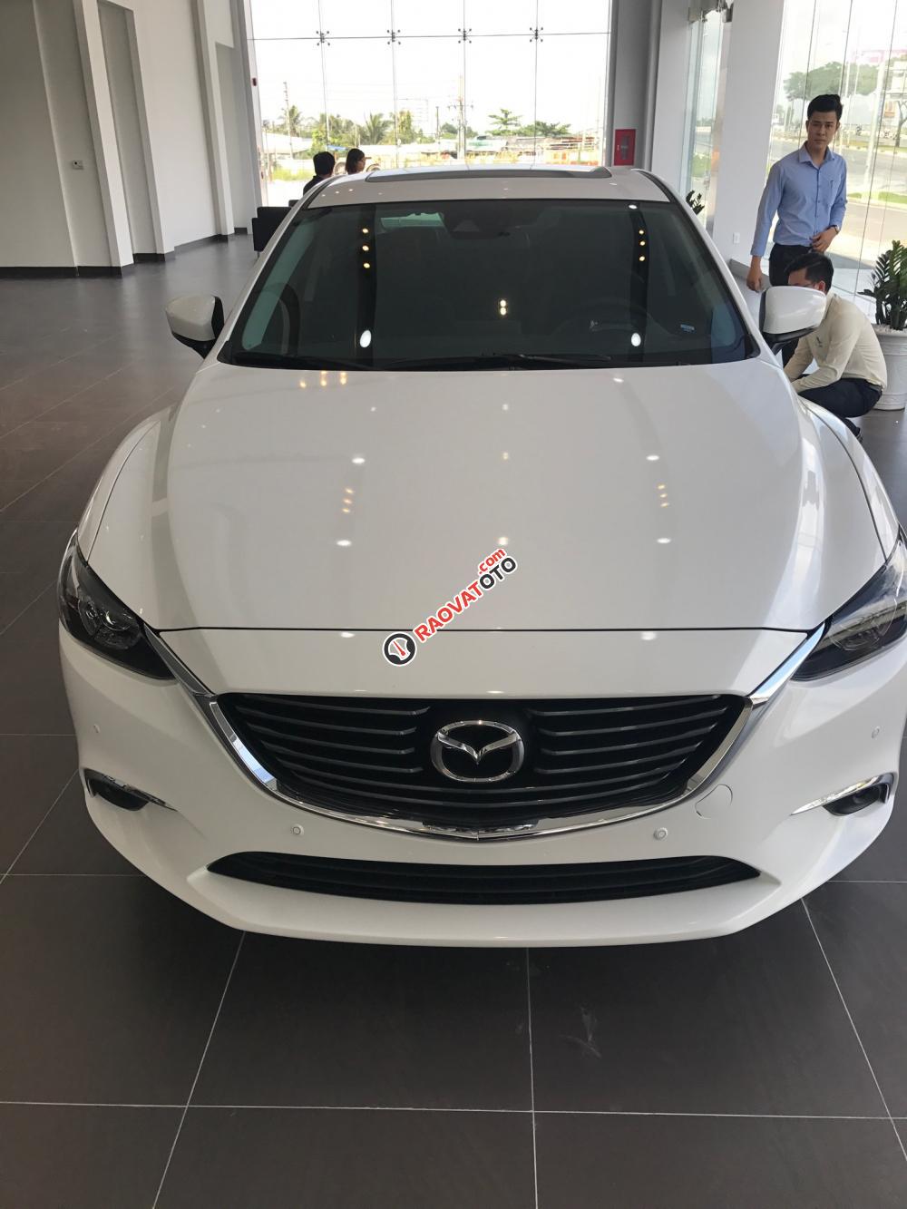 Showroom Mazda Bình Tân bán xe Mazda 6 2.0 premium, bảo hành 5 năm.LH 0909 417 798-8