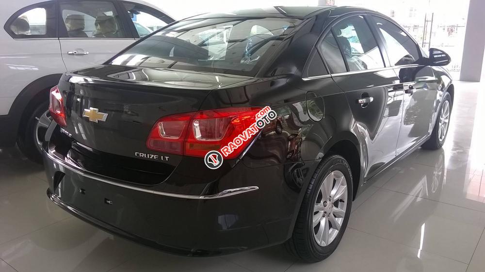 Xe Chevrolet Cruze LT giá rẻ ở Cao Bằng, trả góp 90%, lái thử tại nhà - 0971052525-2