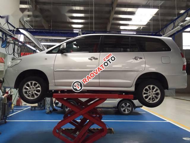 Bán xe Toyota Innova đời 2014, nhập khẩu nguyên chiếc xe gia đình, 595tr-2