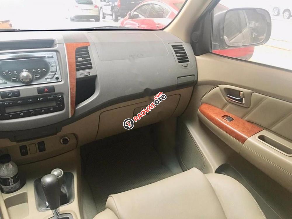 Cần bán xe Toyota Fortuner 2.7V 4x4 AT đời 2009, màu bạc, giá 505tr-7