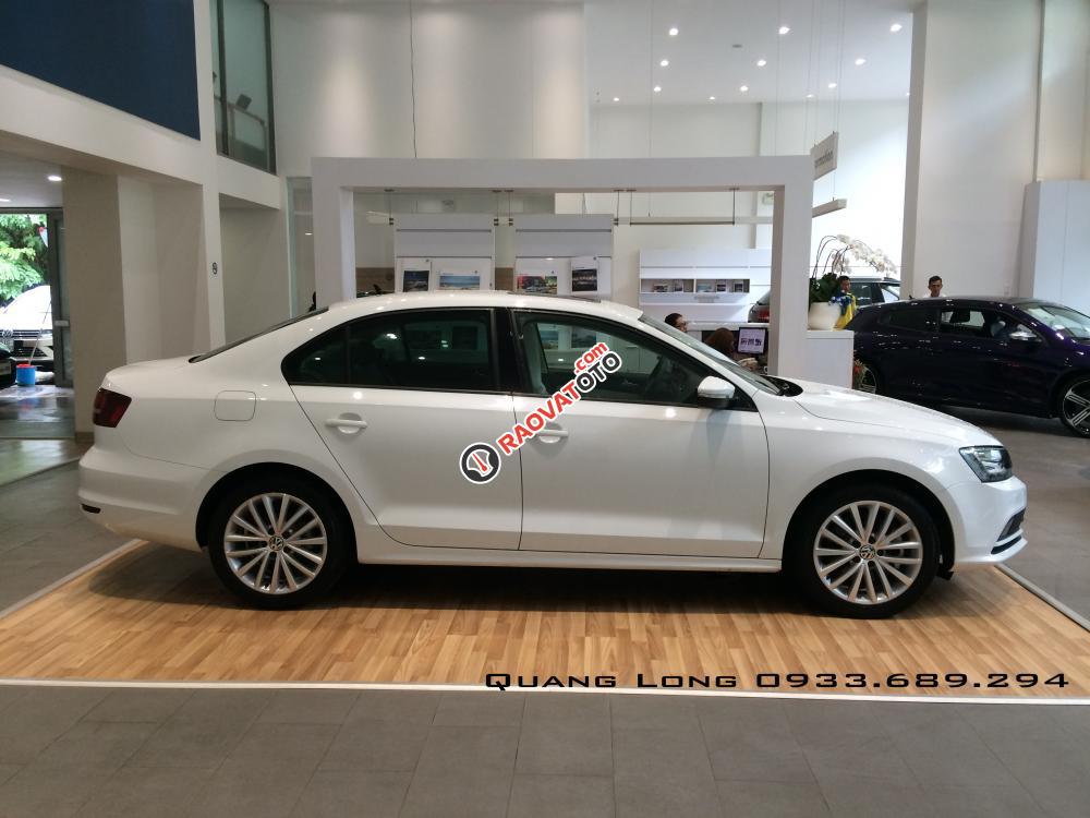 Volkswagen Jetta 2017 - Màu trắng | Đại lý VW Saigon 0933689294-3