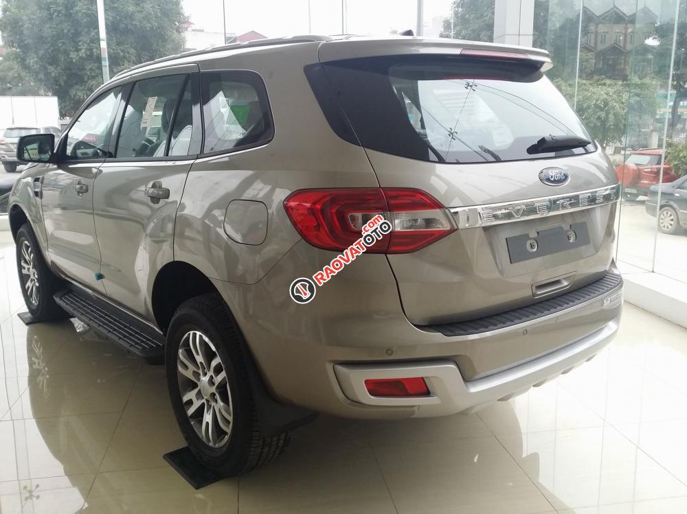 Bán ô tô Ford Everest 2.2L Trend đời 2017, xe nhập-6