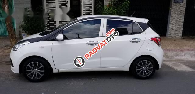 Bán Hyundai Grand i10 năm 2016, màu trắng, nhập khẩu-2