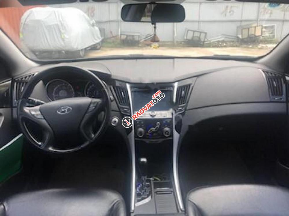 Bán Hyundai Sonata 2.0 AT đời 2010, màu đen, nhập khẩu chính chủ-2