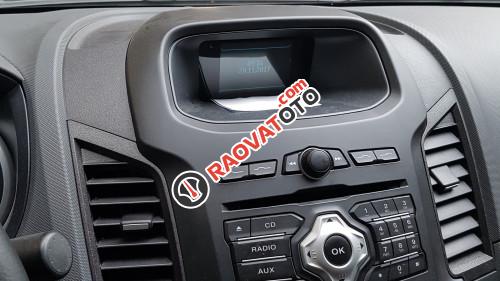 Cần bán gấp Ford Ranger 2.2 AT sản xuất 2015, màu trắng-1